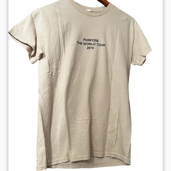 PURPOSE THE WORLD TOUR 2016 BIEBER 6 T-SHIRT Sz Small Gildan Heavy Cotton - Picture 2 of 8